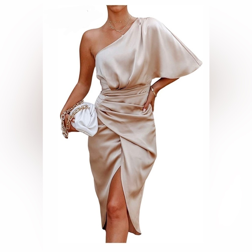 CUPSHE Women Satin Dress Backless One Shoulder Flared Short Sleeves - Picture 4 of 4